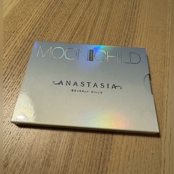 Anastasia Beverly Hills Glow Kit - Moon Child - NEW - Picture 2 of 3